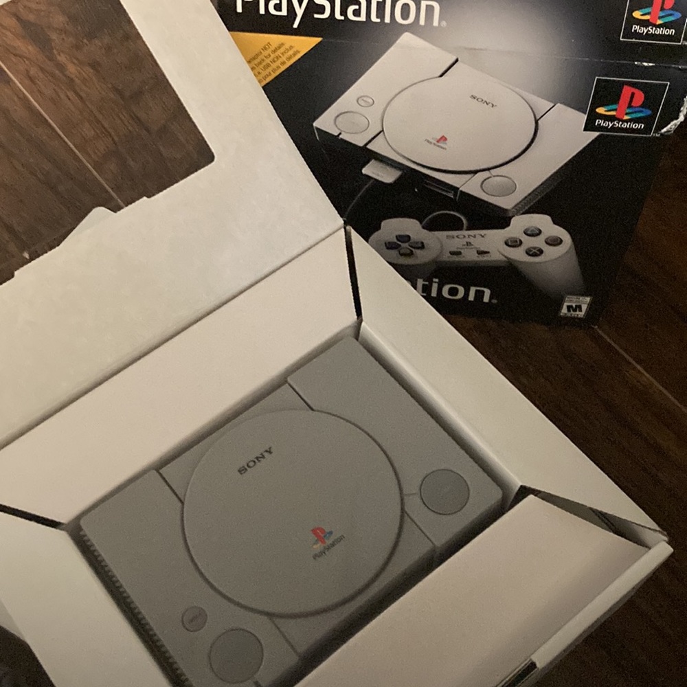 PlayStation Classic Sony (NWT)